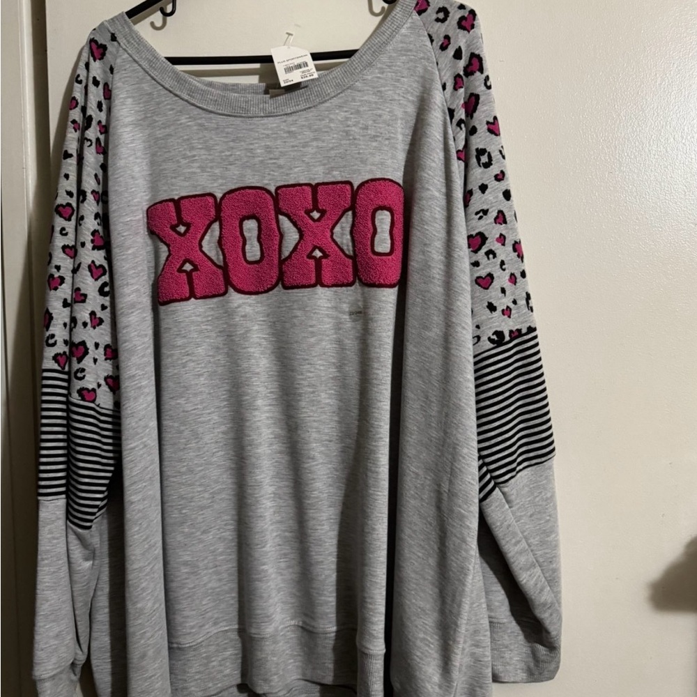 Cato Gray and Pink XOXO Top